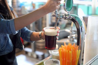 Bar, Tavern, Pub, and Sports Bar Insurance in Lawrence, KS – Protect Your Business with Hedges Insurance Inc.